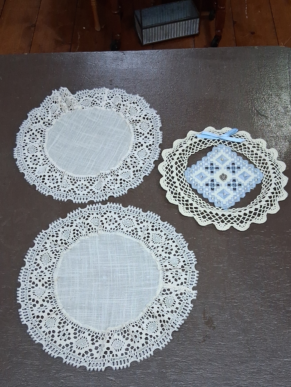 2‎ ecru color Lace Trimmed Linen Doilies And A Lace framed Needlepoint Design